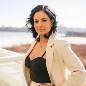 Meet your Posher, Shana martine